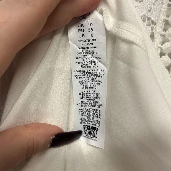 Reclaimed Vintage White Long Sleeve A-line Dress Size 6 Lace Ruffle Open Back - Picture 9 of 9